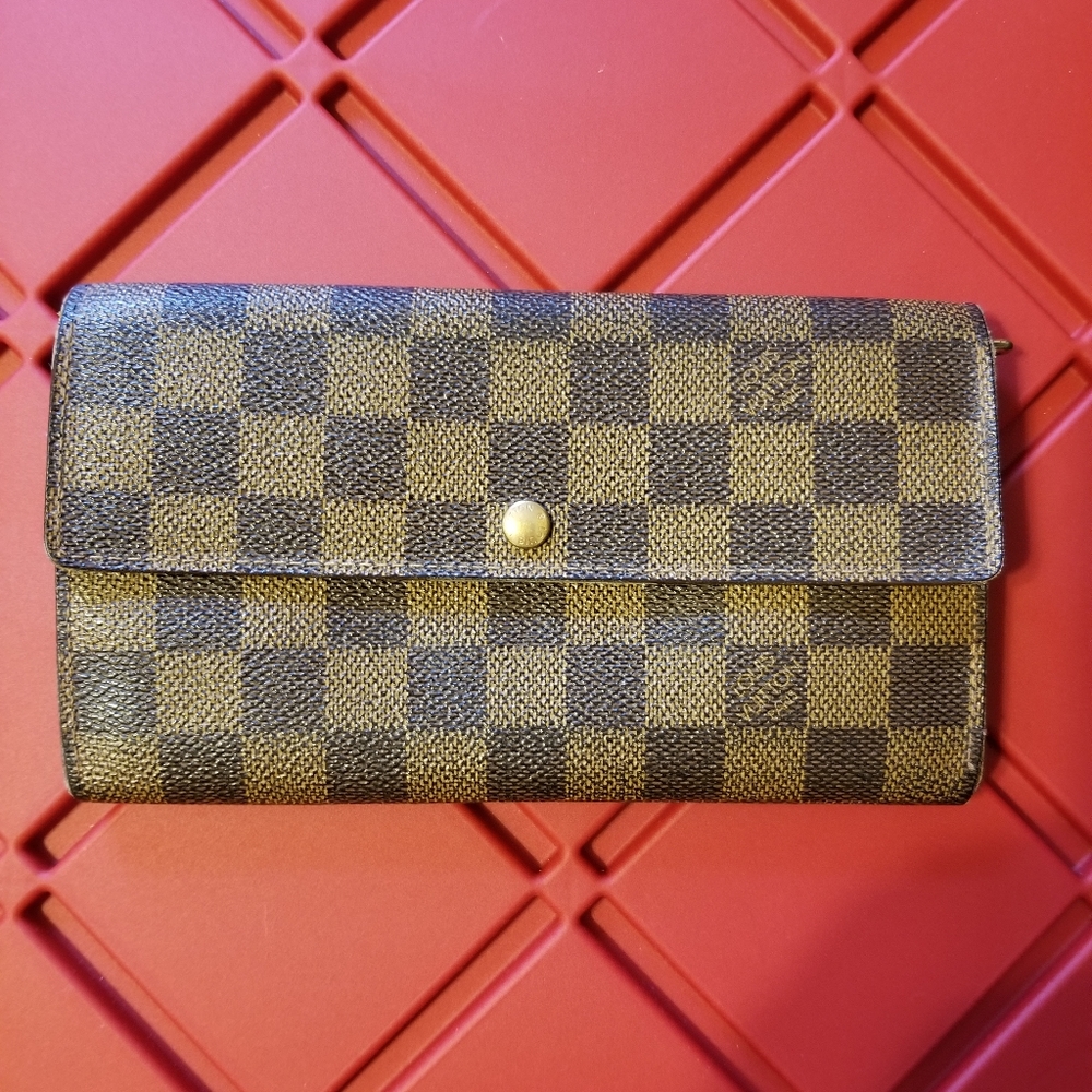 Louis Vuitton Damier Ebene Sarah Wallet